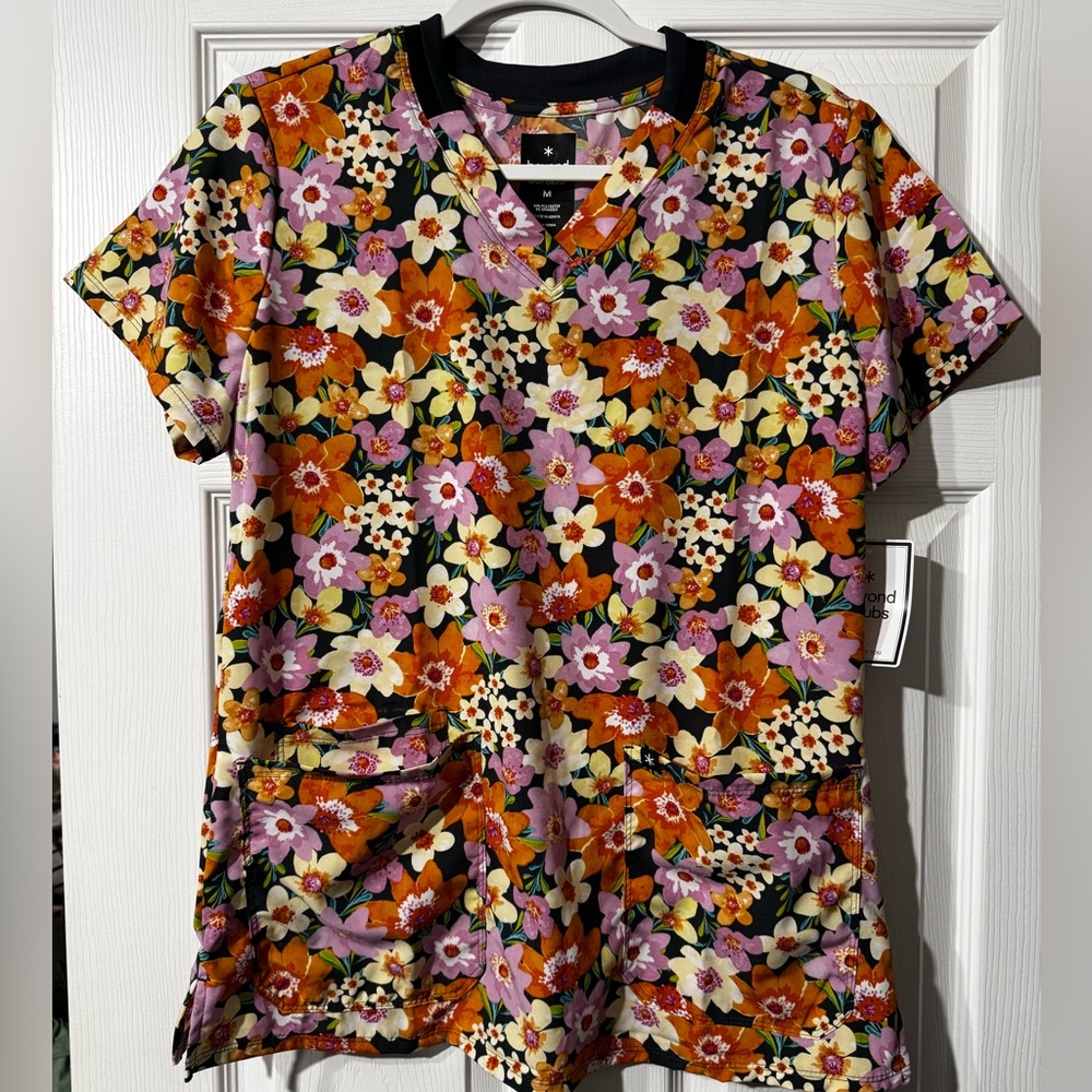 Scrub top